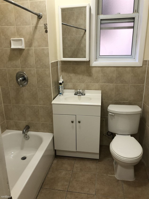 Building Photo - 1 br, 1 bath Apartment - 662 Avenue A Apt 7