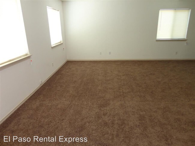 Building Photo - 12384 Tierra Cadena Dr
