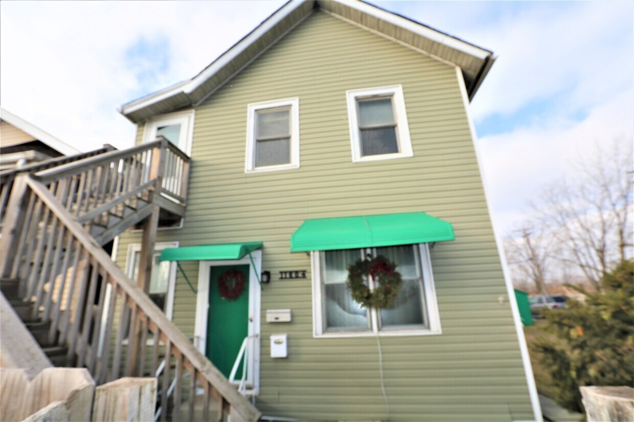 11604 S Torrence Ave Unit 2, Chicago, IL 60617 Condo for Rent in