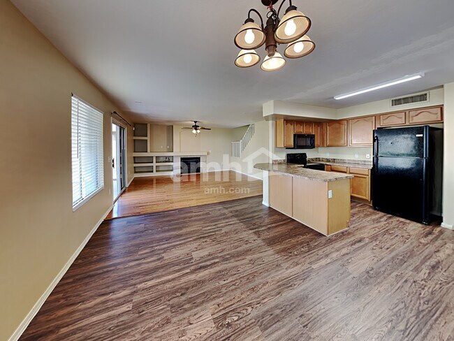 Foto del edificio - 13440 W Rhine Ln