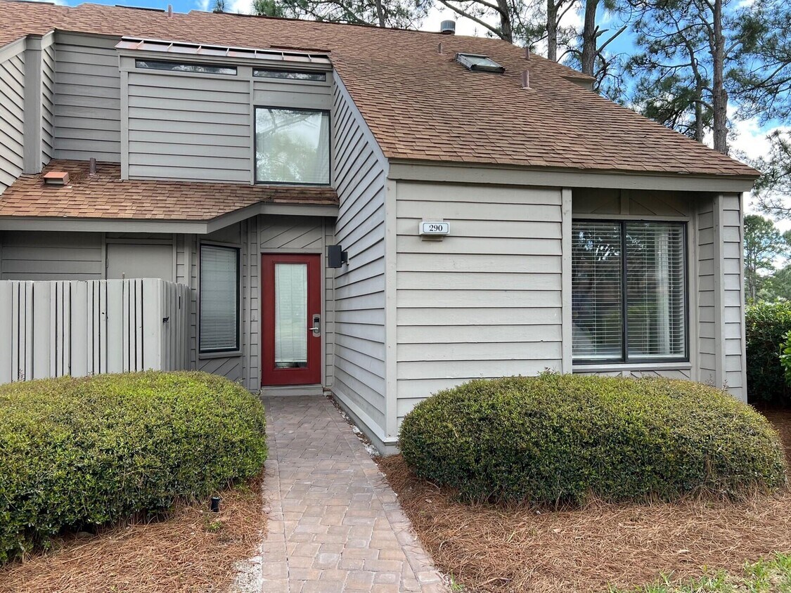 Primary Photo - 290 Sandestin Blvd W