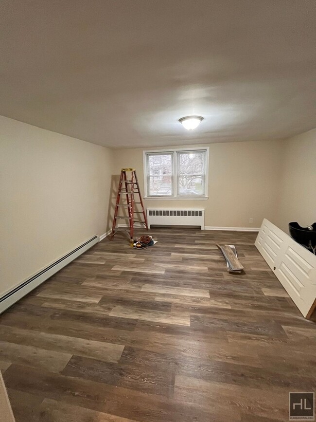 Building Photo - Overhill Place, Yonkers