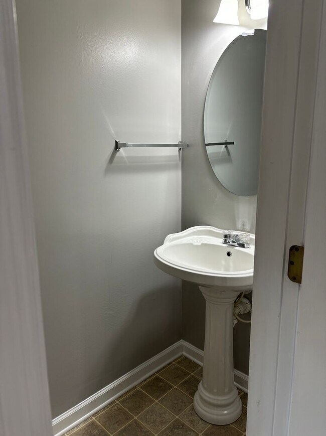 Foto del edificio - 2 bed / 2.5 bath Townhome ~ Carolina Bays ...