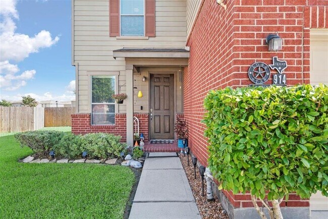 Foto del edificio - 914 Bandon Ln