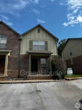 Building Photo - 2210 Karrington Rdg