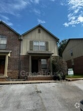 Building Photo - 2210 Karrington Rdg