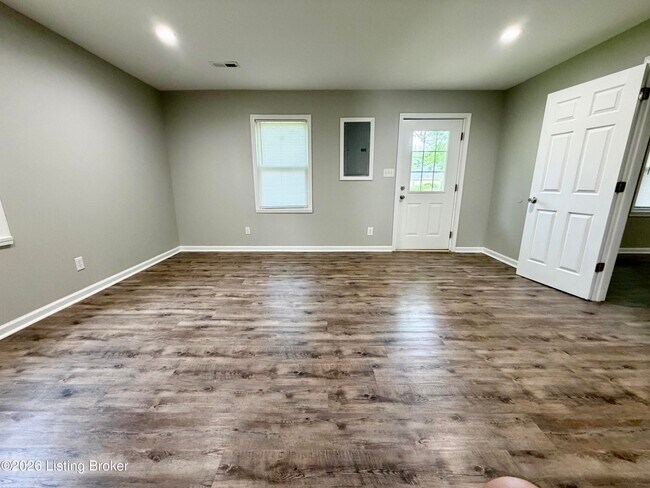 Building Photo - 1529 Stonewall Way