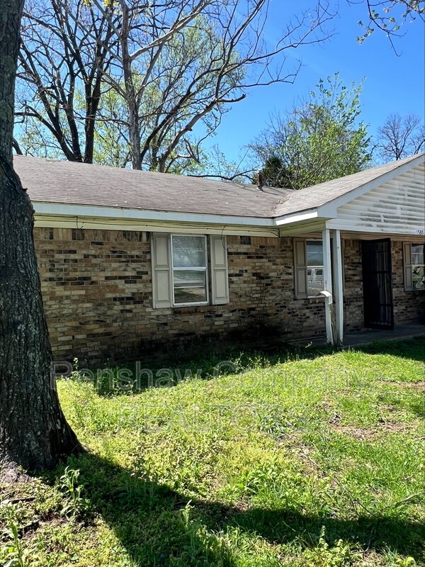Foto principal - 1539 Defoe Rd