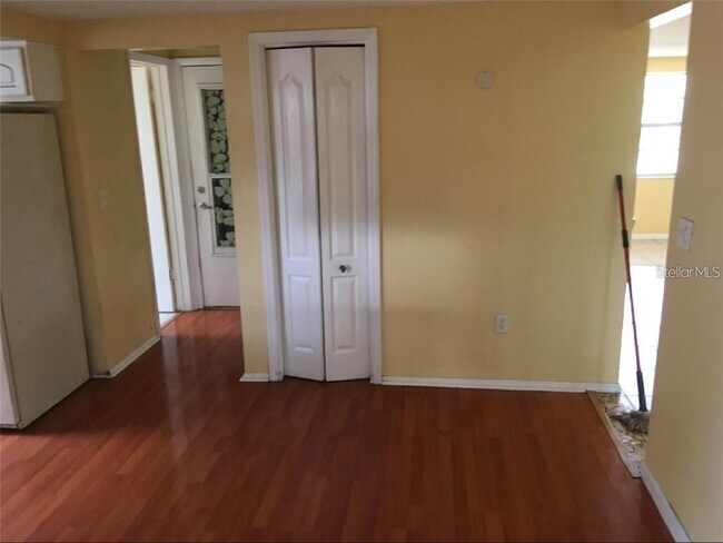 Foto del edificio - 7905 Datura Ln