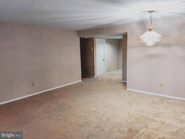 Foto del edificio - 2903 Fallstaff Rd