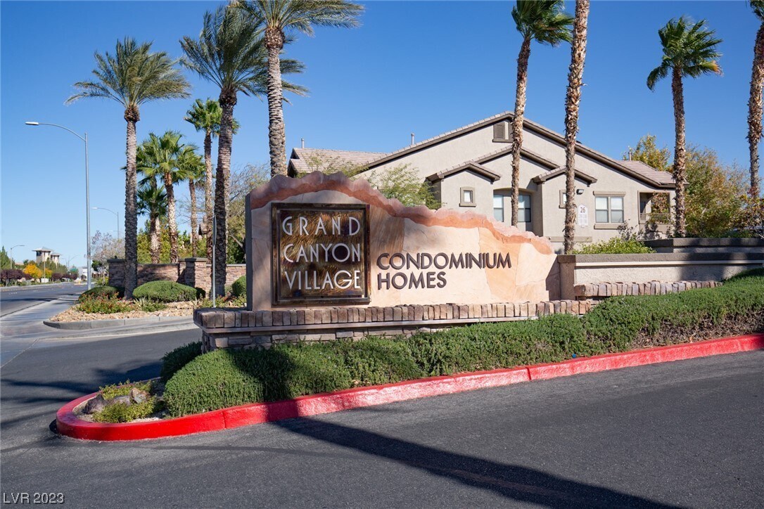 Primary Photo - 8250 N Grand Canyon Dr