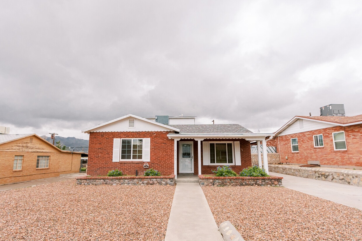 5113 Raymond Jays Rd, El Paso, TX 79903 House Rental in El Paso, TX