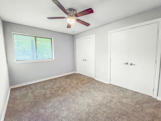 Building Photo - 5329 Reiger Ave