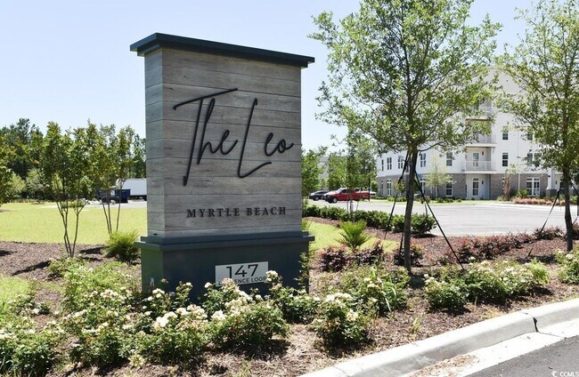 Foto del edificio - 147 Laurenco Loop