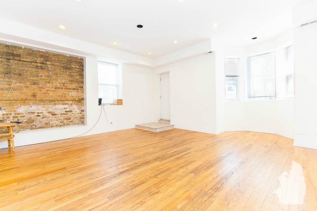 Building Photo - 2115 N Campbell Ave