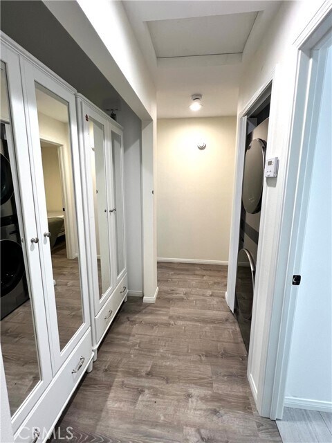 Foto del edificio - 14080 Mohawk Rd