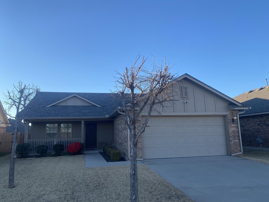 Primary Photo - 2622 Trailwood Dr