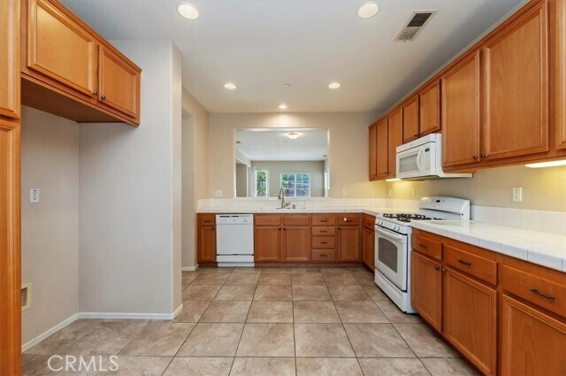 Foto del edificio - 1646 Gilliam Ct