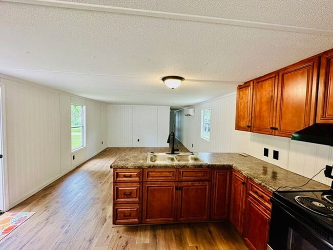 Foto del edificio - NEW RENTAL LISTING - NO HUD NO SECTION 8