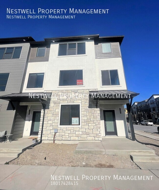 Building Photo - Newer 4-bed Townhome in American Fork