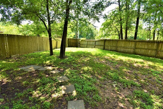 Building Photo - 3733 Breckenridge Dr