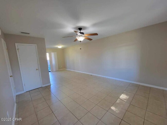 Foto del edificio - 4466 E Hwy 98