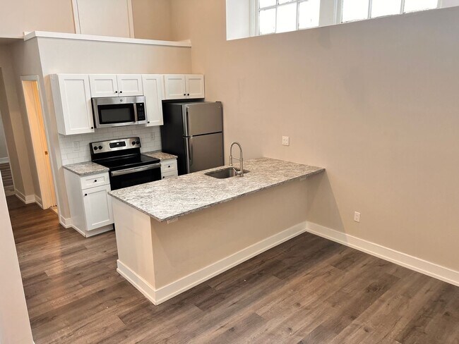 Foto del edificio - 4627 E. Thompson-2 Bed