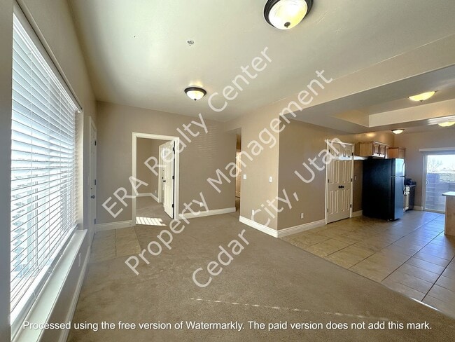Building Photo - 576 W 1045 N