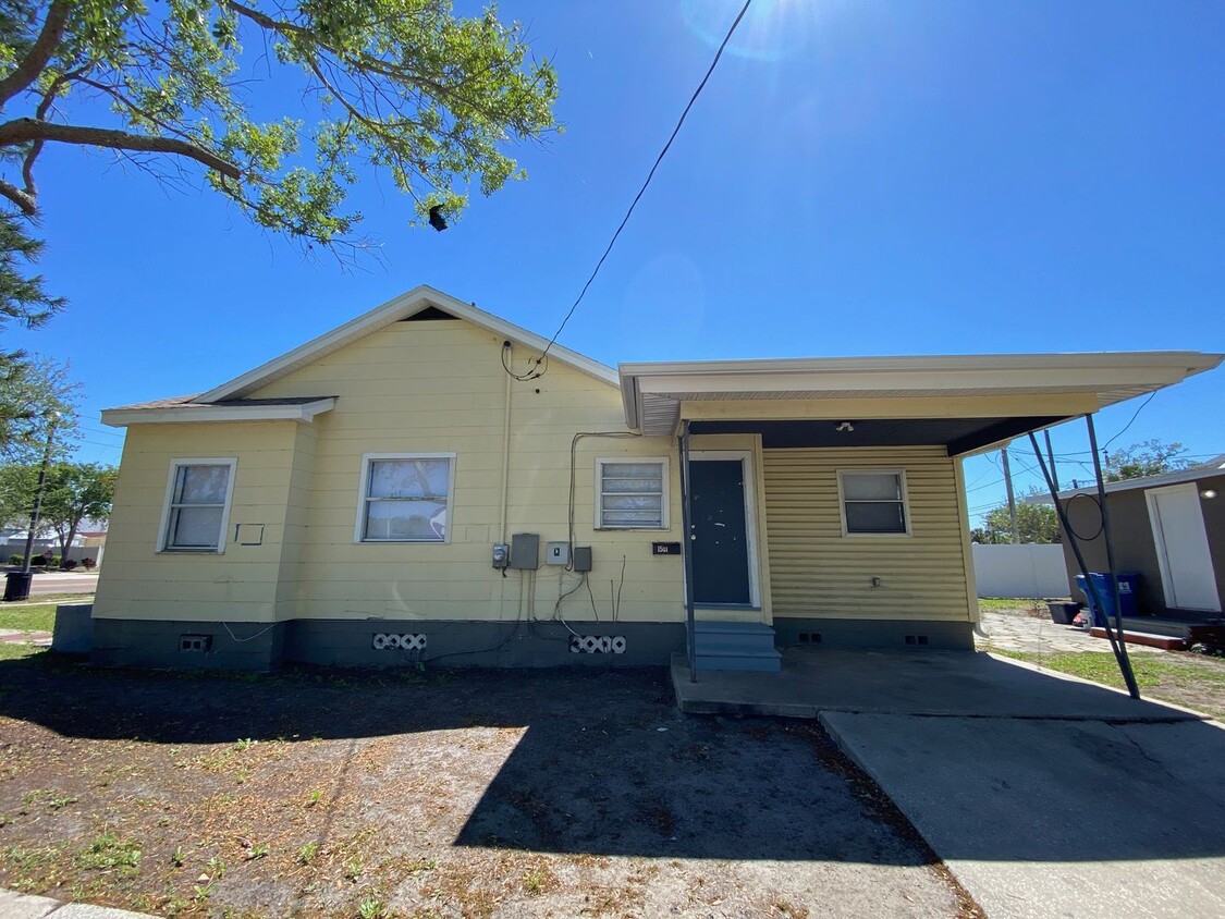 Foto principal - Lovely 3 bedroom in St. Pete