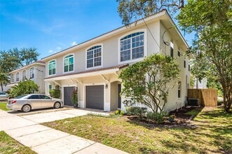 Building Photo - 2101 W De Leon St