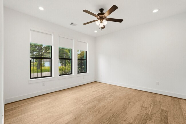 Foto del edificio - 1723 W 14th St