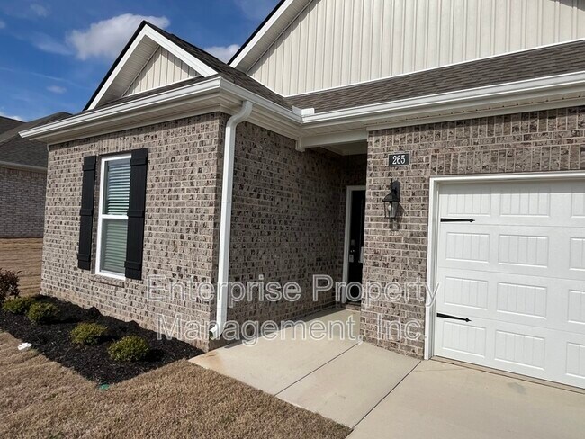 Building Photo - 265 Kipling Dr
