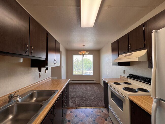 Foto del edificio - Cute Wildcreek Garden Condo, Unit #210