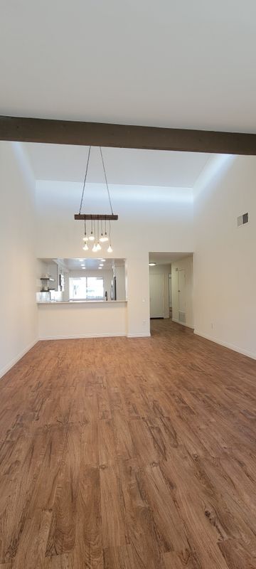 Building Photo - 604 Via Pavon
