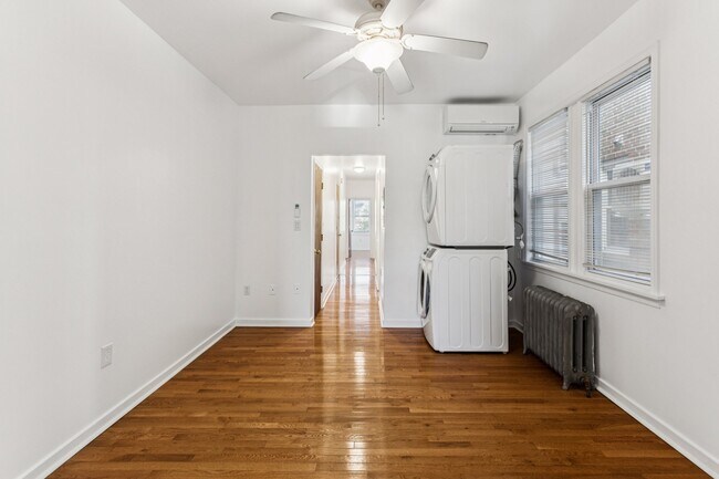 Foto del edificio - 806 S 47th St