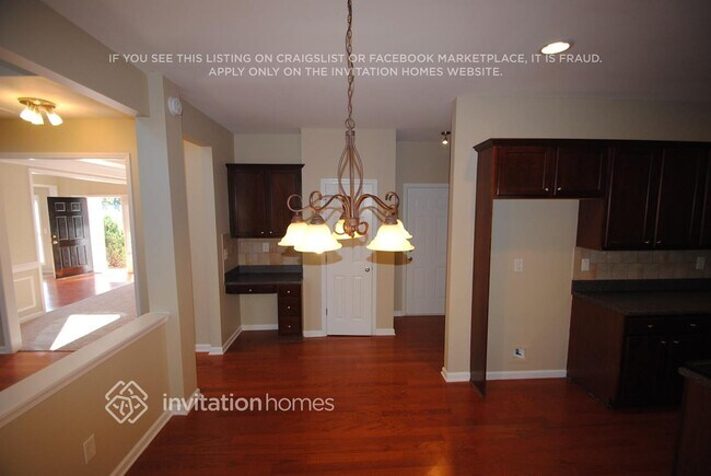 Foto del edificio - 5372 Heyward Pl SW