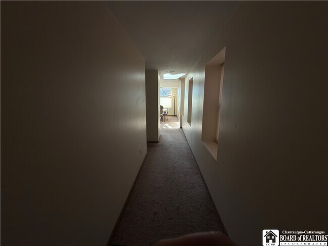 Foto del edificio - 100-104 E 3rd St