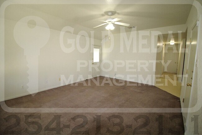 Building Photo - 1710 Aztec Trace
