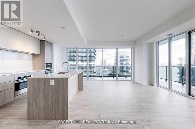 Photo du bâtiment - 70 Annie Craig Dr