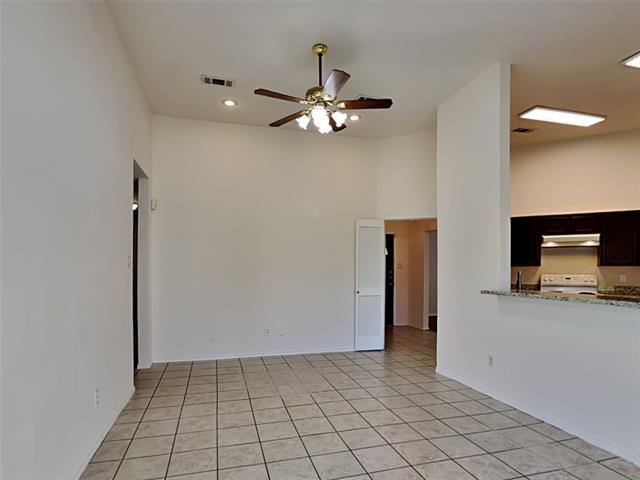 Building Photo - 1507 Clover Dr