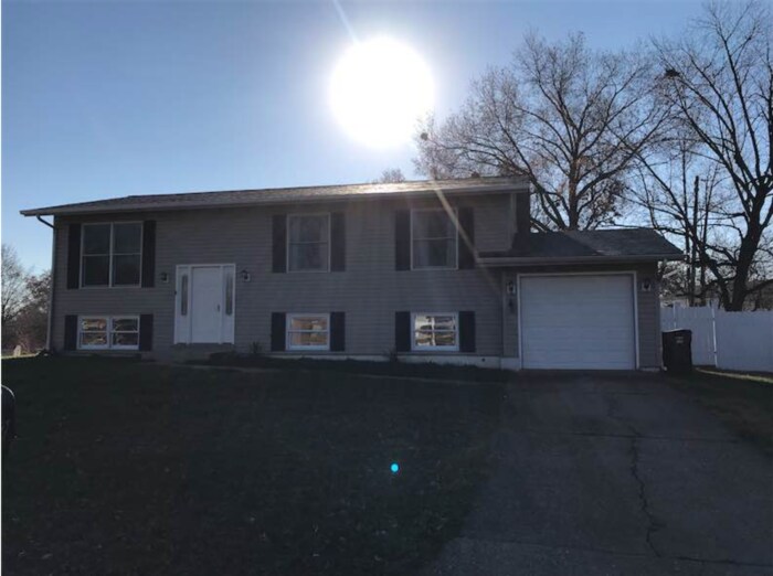 Primary Photo - 4538 Crestline Dr