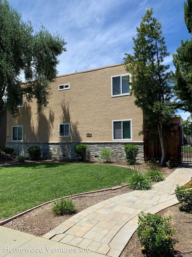 Foto del edificio - 2327 Pruneridge Ave