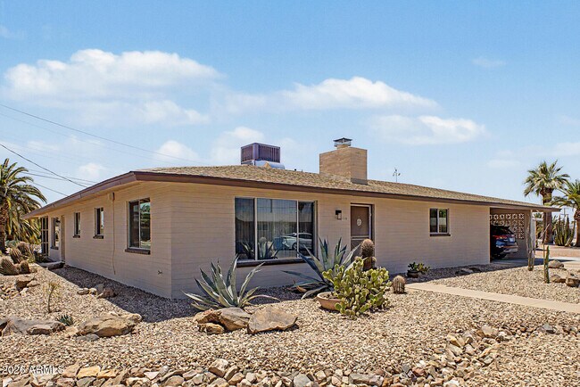 Building Photo - 264 N 54th St