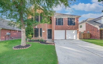 Building Photo - 2007 Village Park Dr
