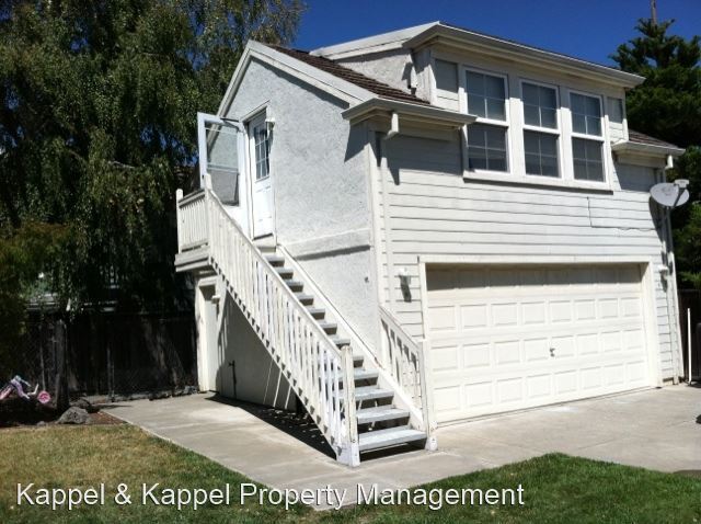 Primary Photo - Studio, 1 bath House - 5289-A Venus Drive