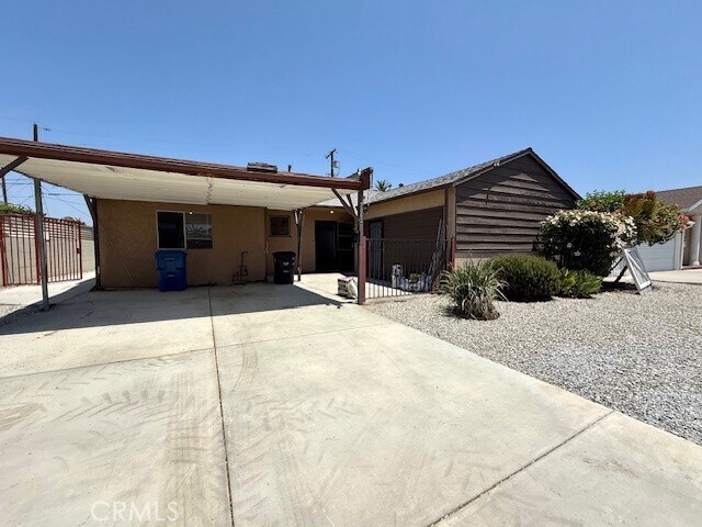 Foto principal - 7062 Calvin Ave