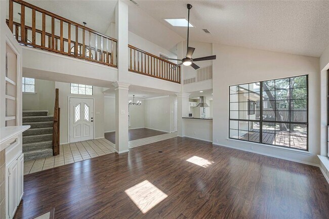 Building Photo - 9104 Marybank Dr