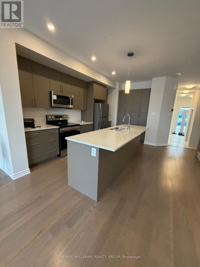 Photo du bâtiment - 705 Montrichard Rd