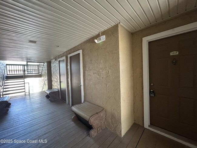 Building Photo - 7667 N Wickham Rd