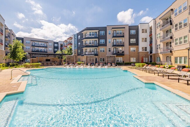Foto del edificio - Chic Retreat: Stylish 3 Bedroom Apartments...
